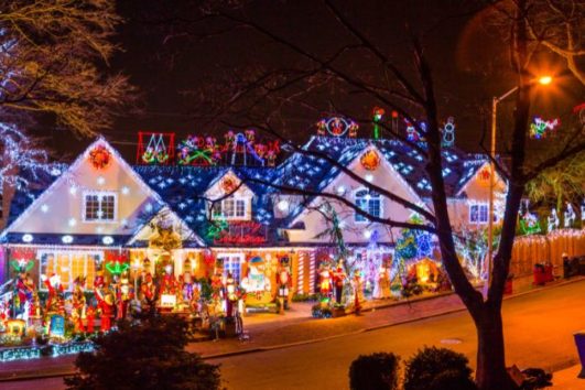Take a look at tour hand-picked list of must-do activities to get in the holiday spirit around Austin, Texas.